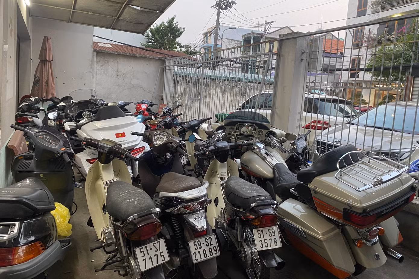 Số xe máy liên quan vụ án được công an thu giữ. Ảnh: Công an cung cấp.