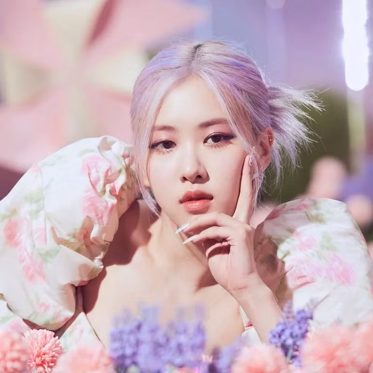 Strawberry Pink Tone là layout vô cùng phù hợp với trang điểm hằng ngày.