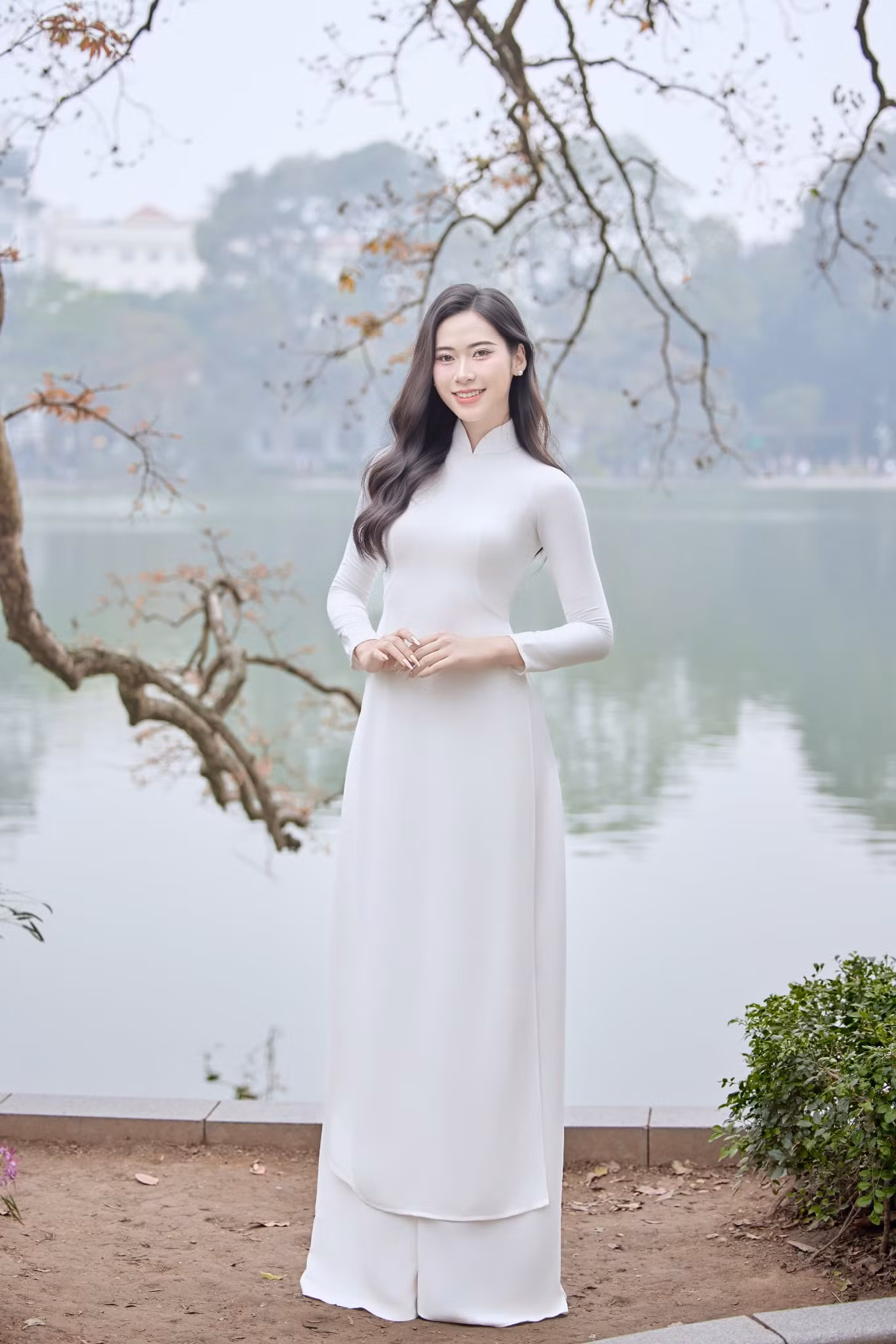 Quý Lan chia sẻ: “Là người trẻ, tôi thấy biết ơn và tự hào khi sinh ra, lớn lên ở đất Việt. Tôi hiểu rằng để có hòa bình, độc lập hôm nay, biết bao thế hệ cha ông đã ngã xuống. Từng dấu mốc lịch sử là dịp để chúng ta thêm trân trọng và tự hào. Trong kỷ nguyên mới của dân tộc, thế hệ trẻ cần không ngừng học hỏi, rèn luyện đạo đức và nuôi dưỡng khát vọng vươn lên để góp phần xây dựng Việt Nam hùng cường”.