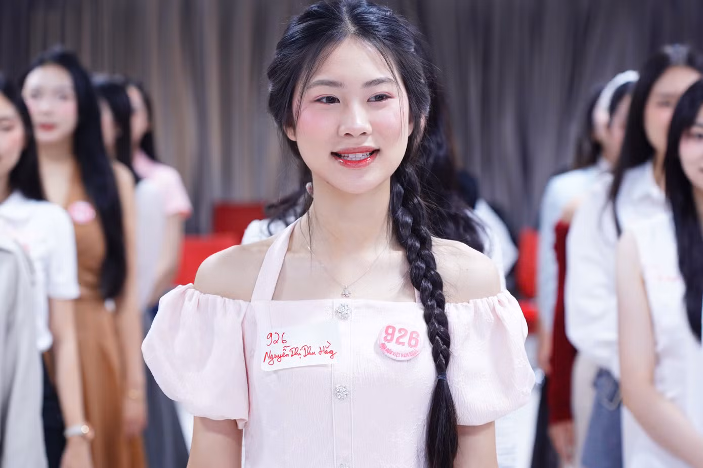 Theo thí sinh Nguyễn Thị Thu Hằng (SBD 926), cô học được kỹ thuật lấy hơi từ bụng để có giọng nói nội lực, truyền cảm hơn.