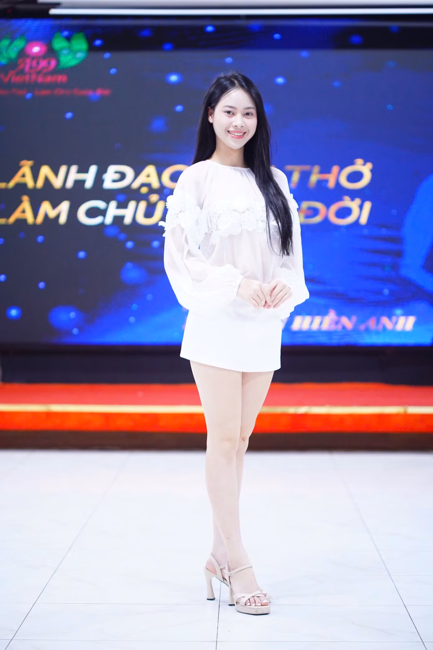 Theo Kiều Trinh, vào đêm chung khảo có bố mẹ và anh trai đi từ Ninh Bình ra cổ vũ cô vào chung kết. "Bố mẹ từng không ủng hộ tôi thi Hoa hậu Việt Nam vì chiều cao có phần hạn chế. Tuy nhiên, khi tôi bày tỏ quyết tâm tuổi trẻ không có lần thứ hai, gia đình lại hết mực động viên, nhắc tôi giữ gìn sức khỏe để tỏa sáng vào đêm chung khảo", Kiều Trinh cho hay.