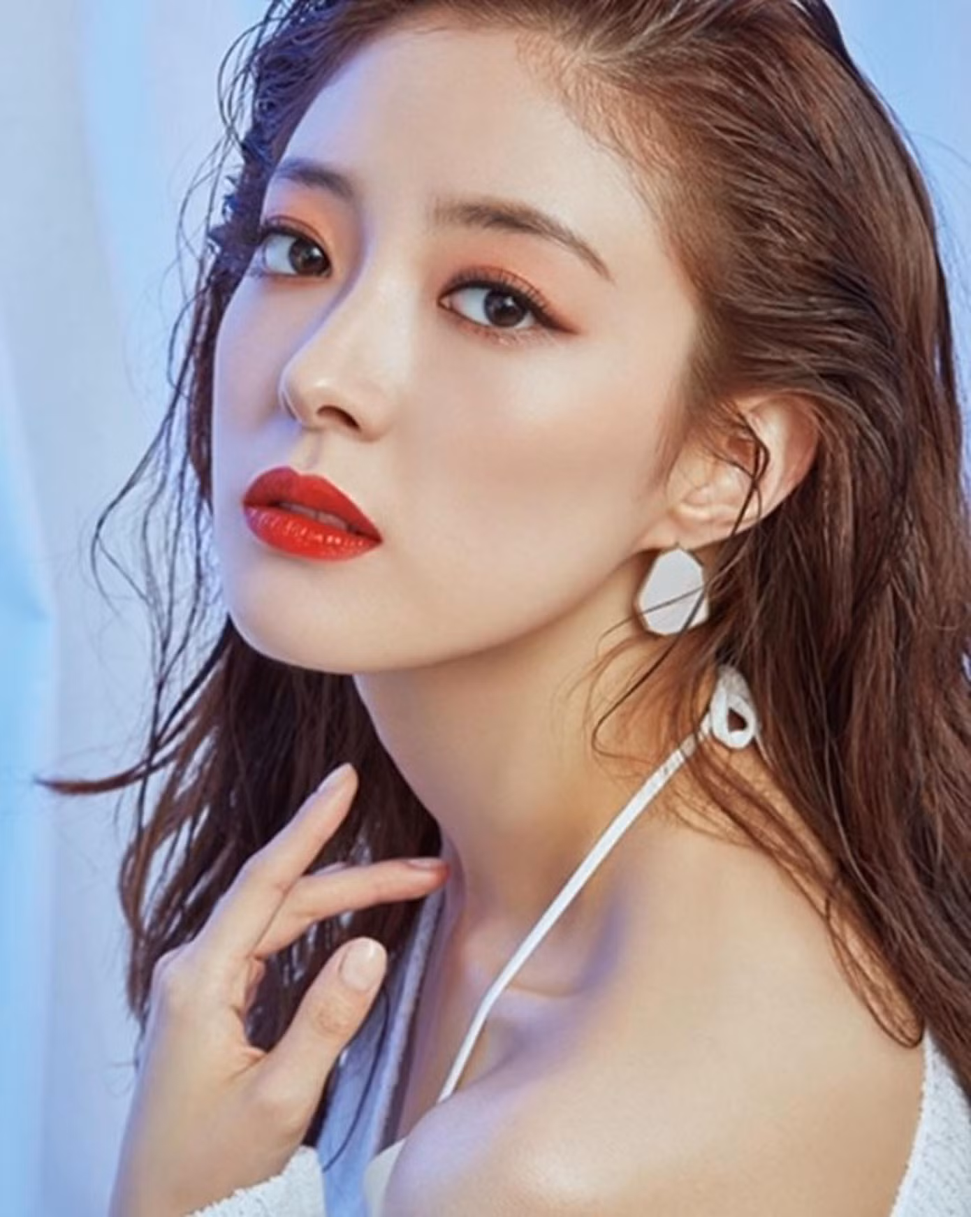 4. Lee Se Young: Thành công của bộ phim cổ trang "Cổ tay áo màu đỏ" giúp tên tuổi Lee Se Young "phủ sóng" ngày càng rộng. Cô xếp hạng 4 với hơn 141.000 phiếu bầu.
