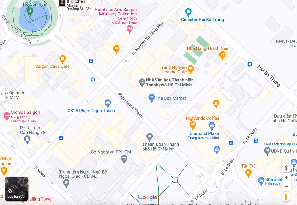 Đường Phạm Ngọc Thạch, đoạn qua Nhà văn hóa Thanh niên TPHCM. (Ảnh chụp từ Google Maps)