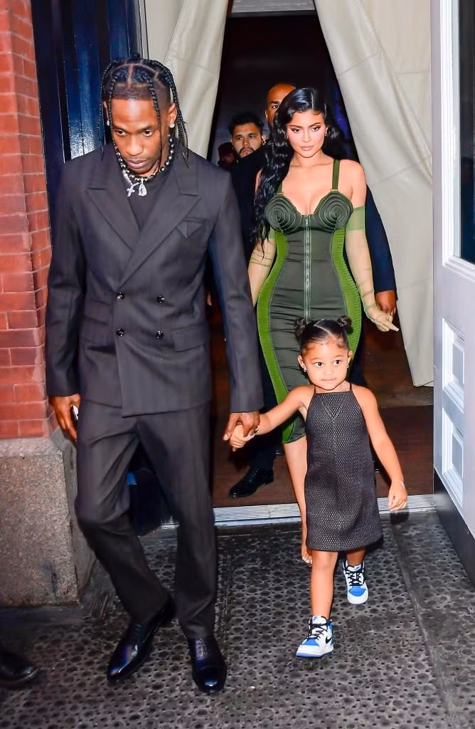 Kylie và Travis bên nhau 5 năm và có hai con chung.