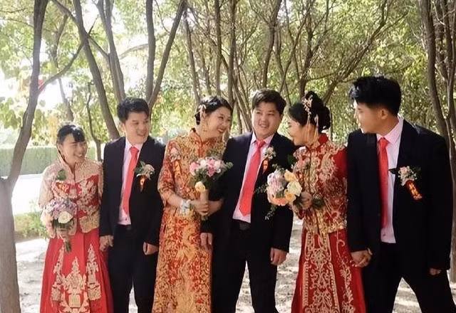 3 anh em tổ chức đám cưới cùng một ngày. Ảnh: 163