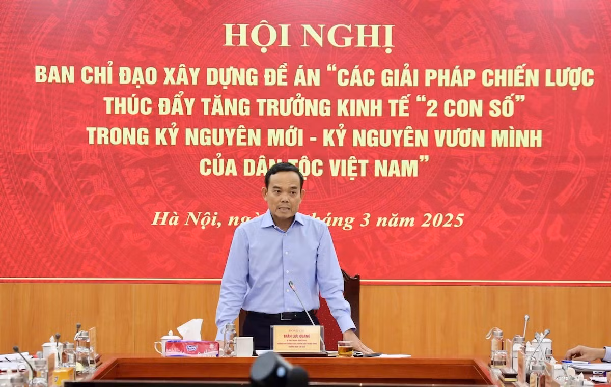 Ông Trần Lưu Quang, Trưởng Ban Chính sách, chiến lược Trung ương, Trưởng Ban chỉ đạo Đề án chủ trì hội nghị.