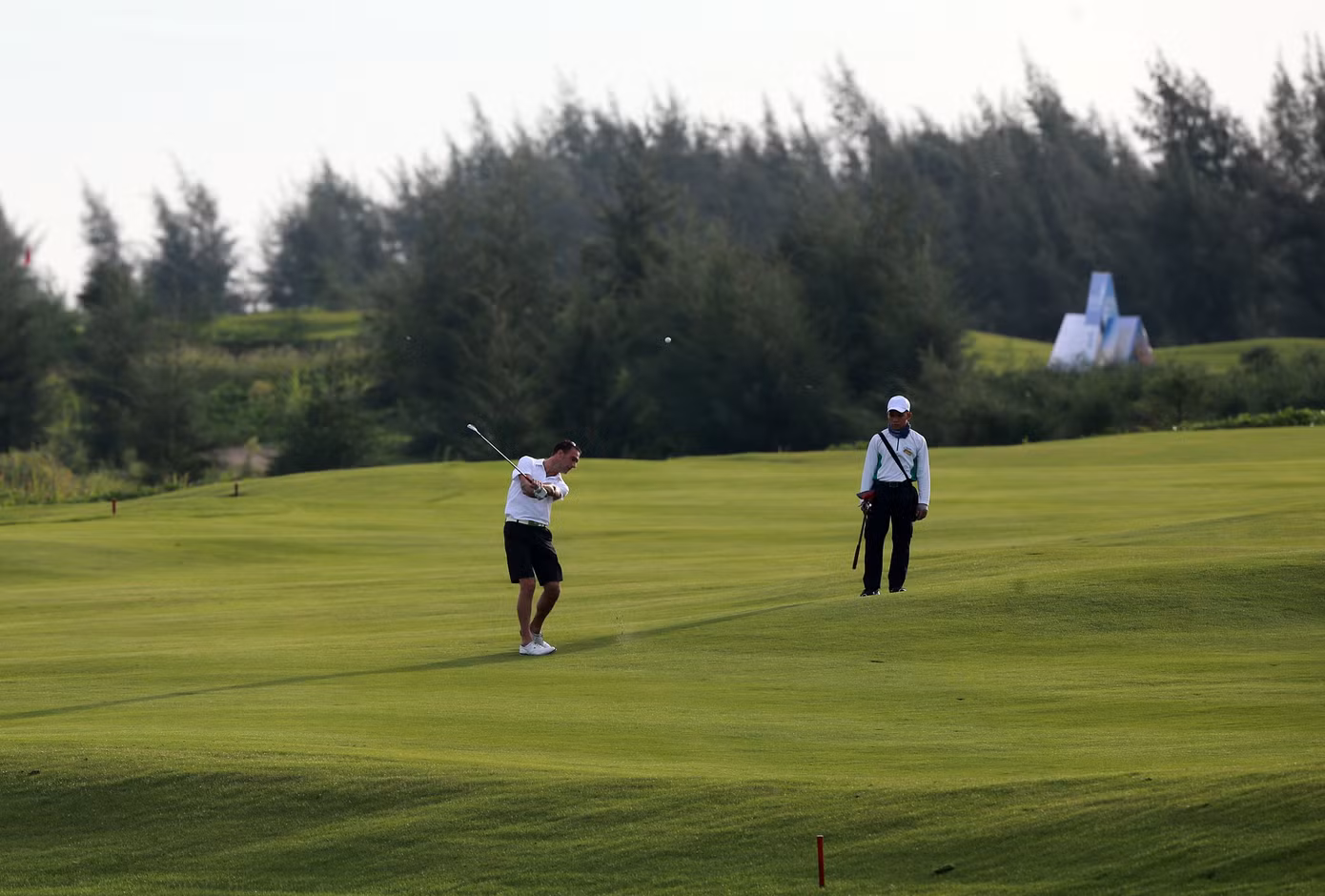 20 tỷ đồng tiền thưởng tại giải AMD Golf Challenge 2017 ảnh 1