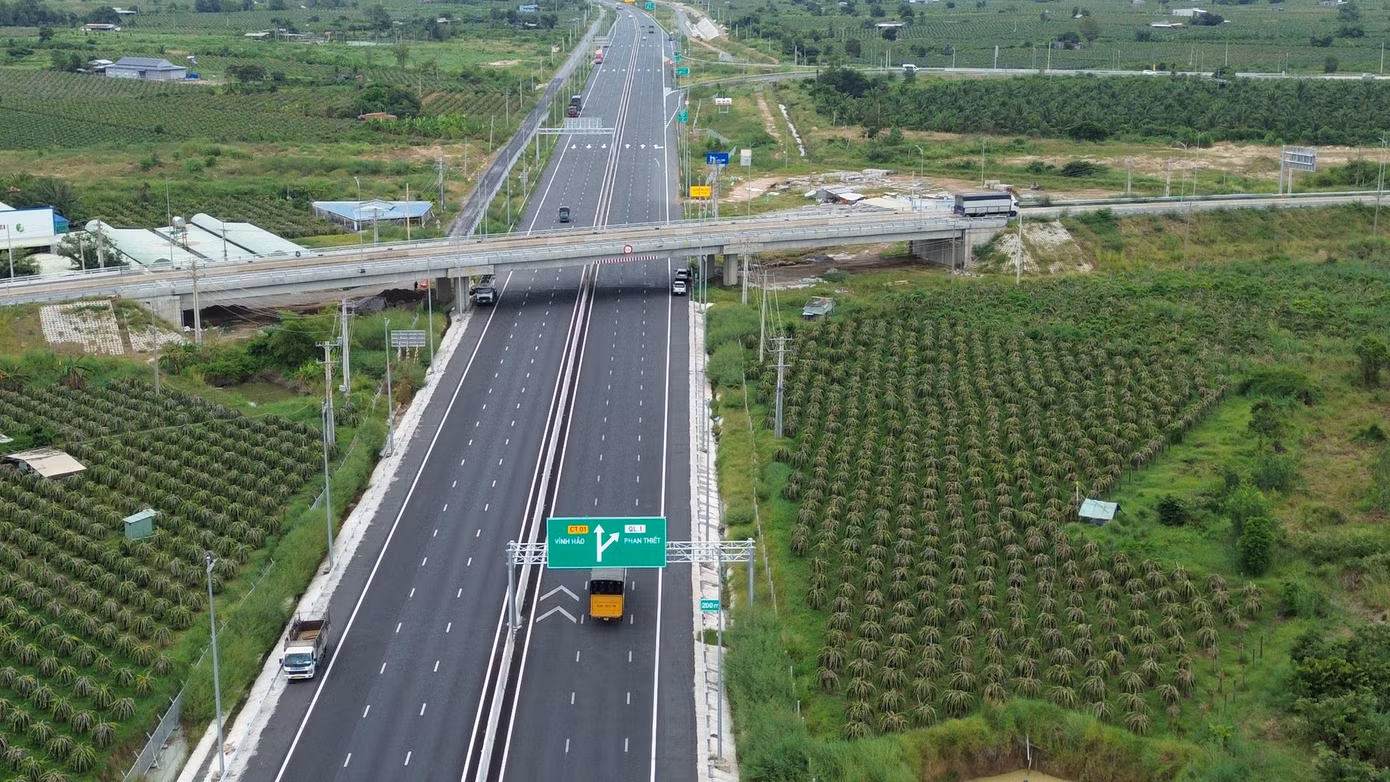 Nếu thu phí 5 cao tốc do nhà nước đầu tư sẽ nộp về ngân sách mỗi năm khoảng 1.700 tỷ đồng. Ảnh: Báo Giao thông.
