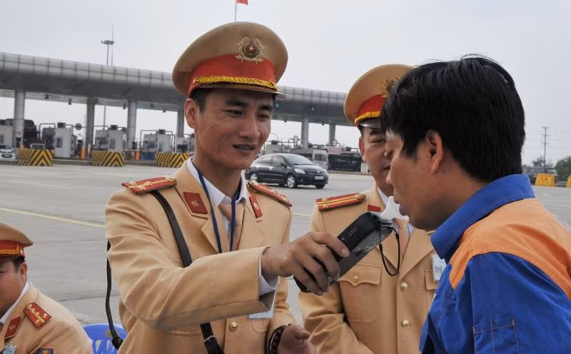 Lập 2 đoàn kiểm tra ma túy tại các bến xe Hà Nội ảnh 1