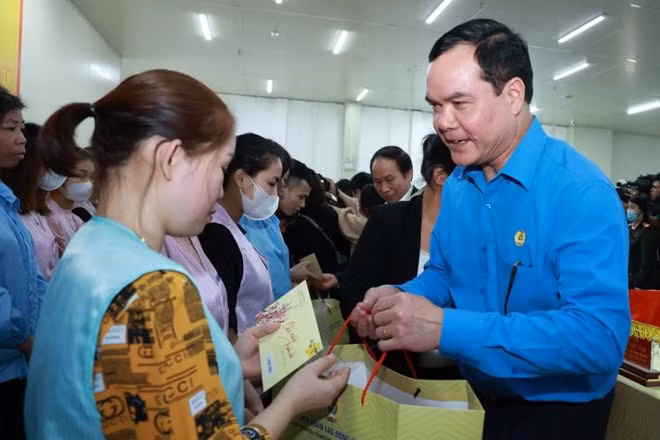 ong nguyen dinh khang.jpg