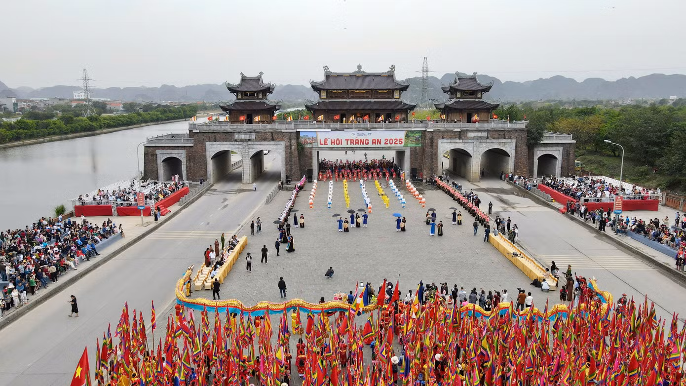 Một góc Lễ hội Tràng An.