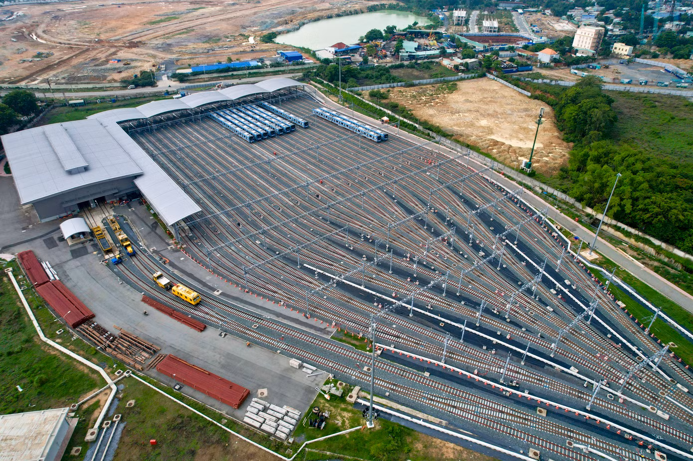 Khu vực depot của tuyến metro số 1 TPHCM. Ảnh: Duy Anh