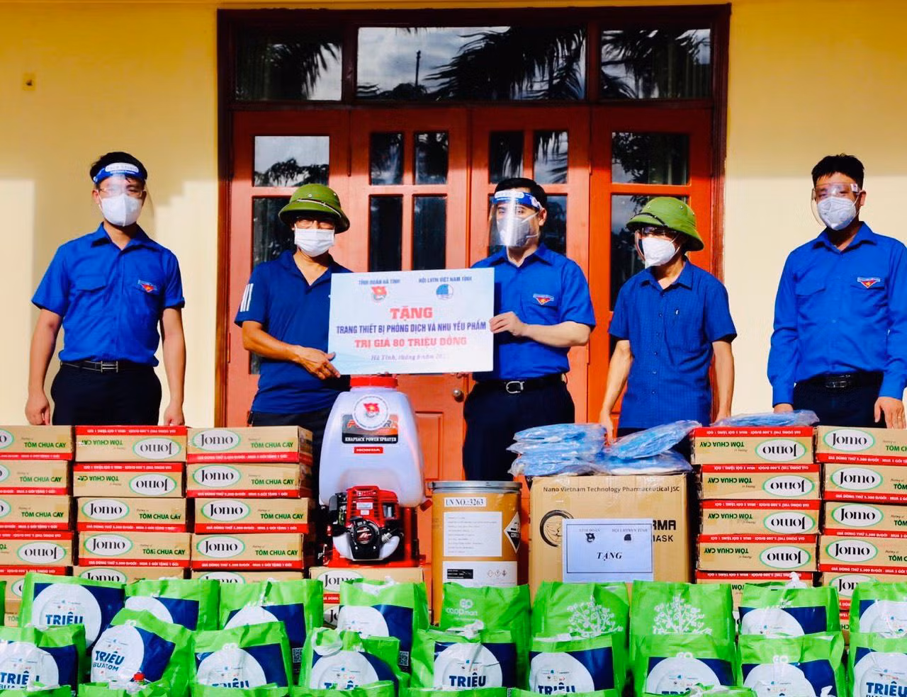 Trong thời điểm dịch COVID-19 Tỉnh Đoàn Hà Tĩnh đã triển khai nhiều hoạt động hỗ trợ nhân dân gặp khó khăn.