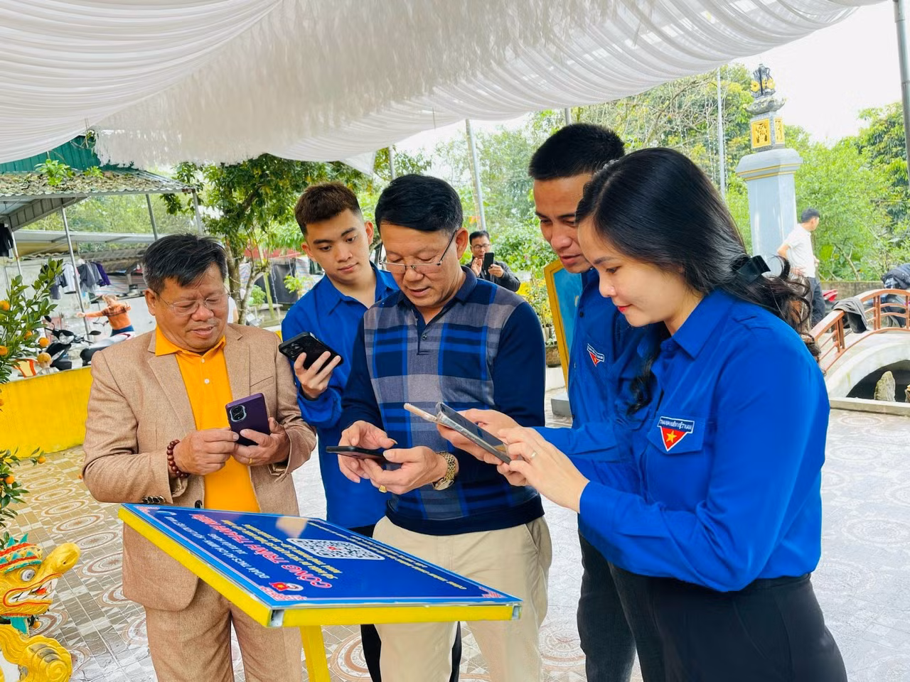 Tuổi trẻ Hà Tĩnh đã trao tặng hơn 60 công trình số hóa các di tích lịch sử.