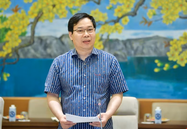 Phó Chủ nhiệm Ủy ban Pháp luật và Tư pháp Đỗ Đức Hồng Hà