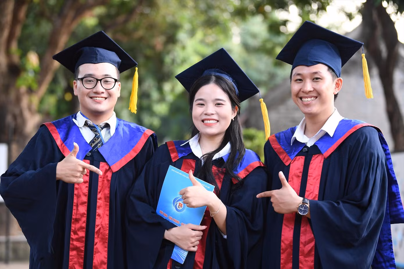 Thế hệ học sinh, sinh viên thời đại mới sẽ tiếp tục kế thừa và phát huy tinh thần sẵn sàng cống hiến cho đất nước. Ảnh: Dương Triều