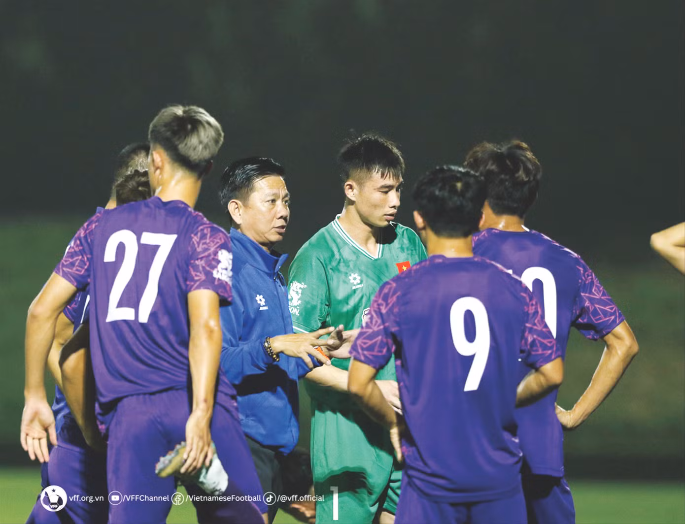 HLV Hoàng Anh Tuấn đã có tính toán kỹ lưỡng để U23 Việt Nam có thể tiến xa. Ảnh: Anh Đoàn