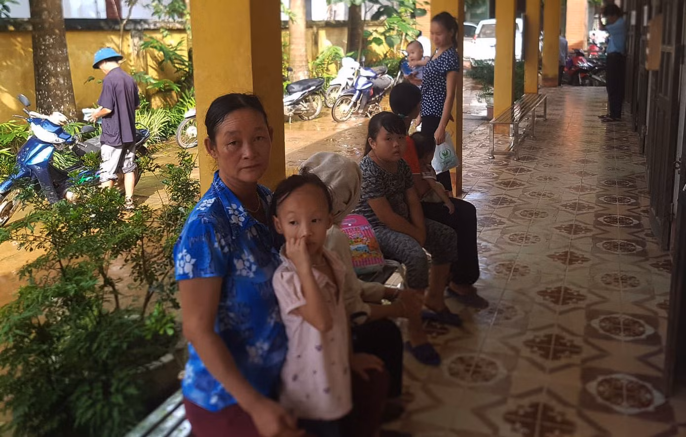 Vào 'tâm bão' HIV miền sơn cước: Gặp người bị gọi 'bác sĩ tử thần' ảnh 4