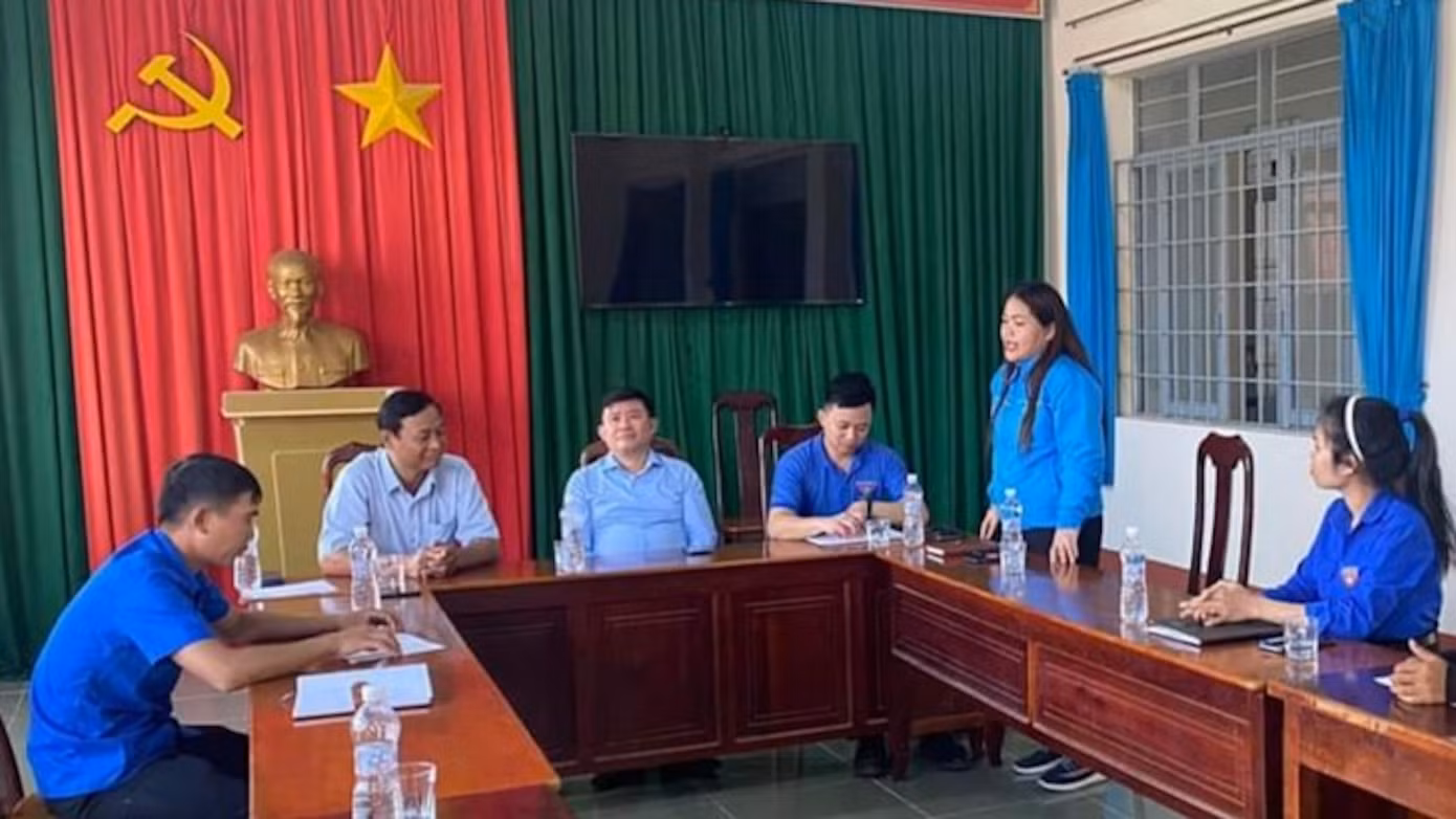 Đoàn khảo sát làm việc tại xã Ea Sin, huyện Krông Búk
