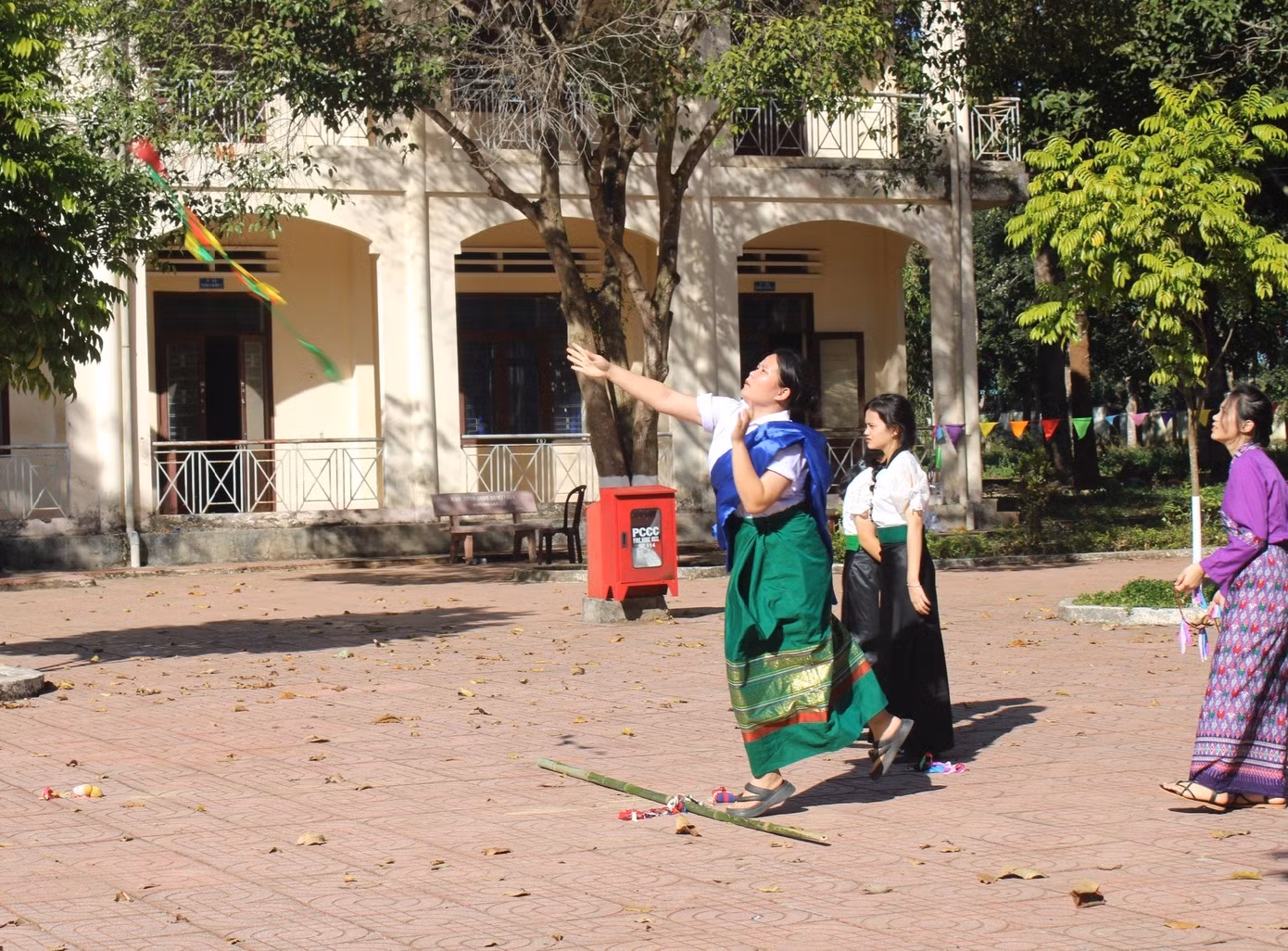 Trò chơi ném còn