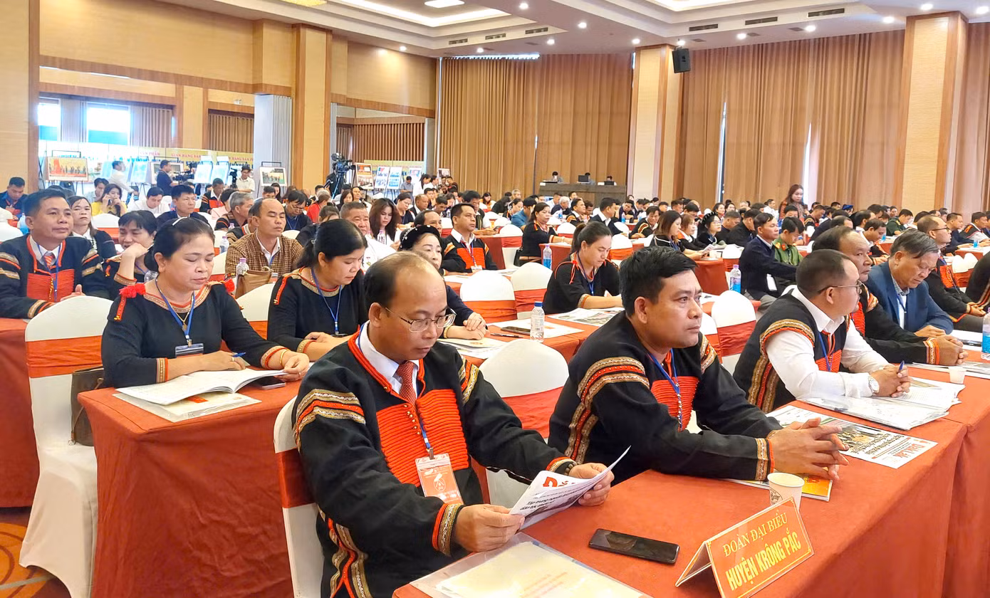 Đại biểu các DTTS tham dự đại hội.