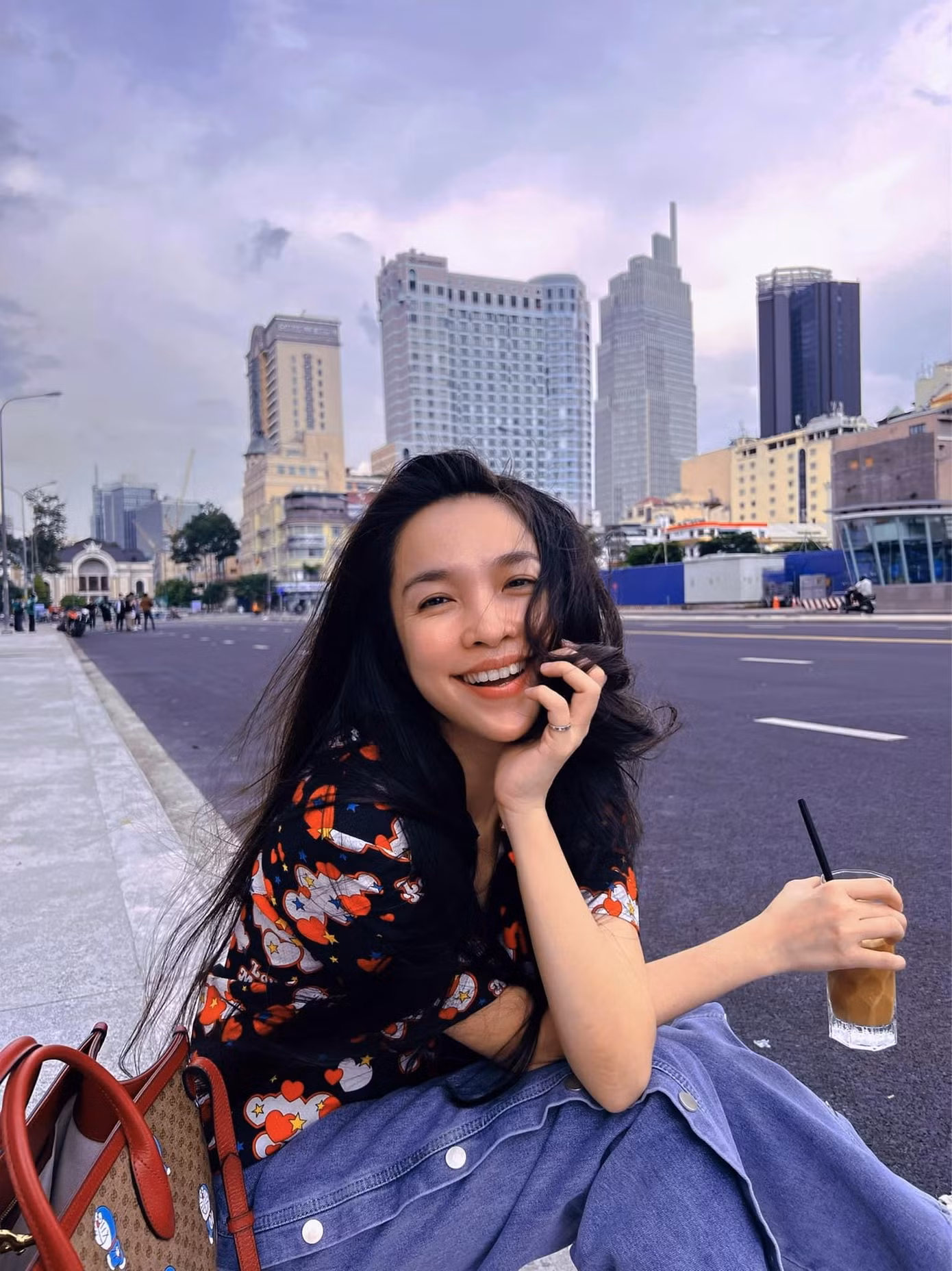 Nhan sắc "lão hóa ngược" của Hiền Thục ở tuổi tứ tuần.