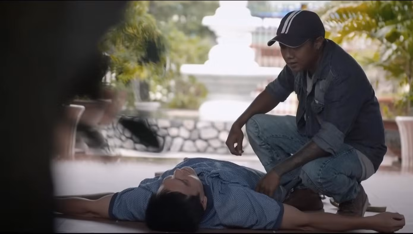 Khoản bị đánh thừa sống thiếu chết. Ảnh: CMH.