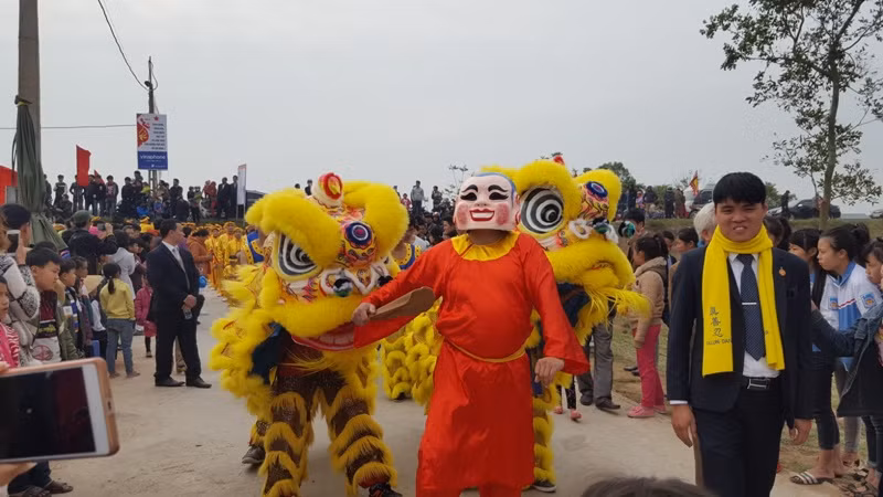 Hàng vạn người dự đám rước lễ hội Thủy tổ dân tộc ảnh 13