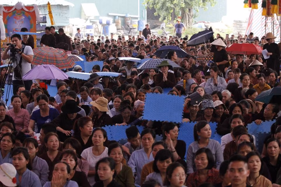 Cầu siêu cho 'bé đỏ'- nét đẹp mùa Vu Lan ảnh 6