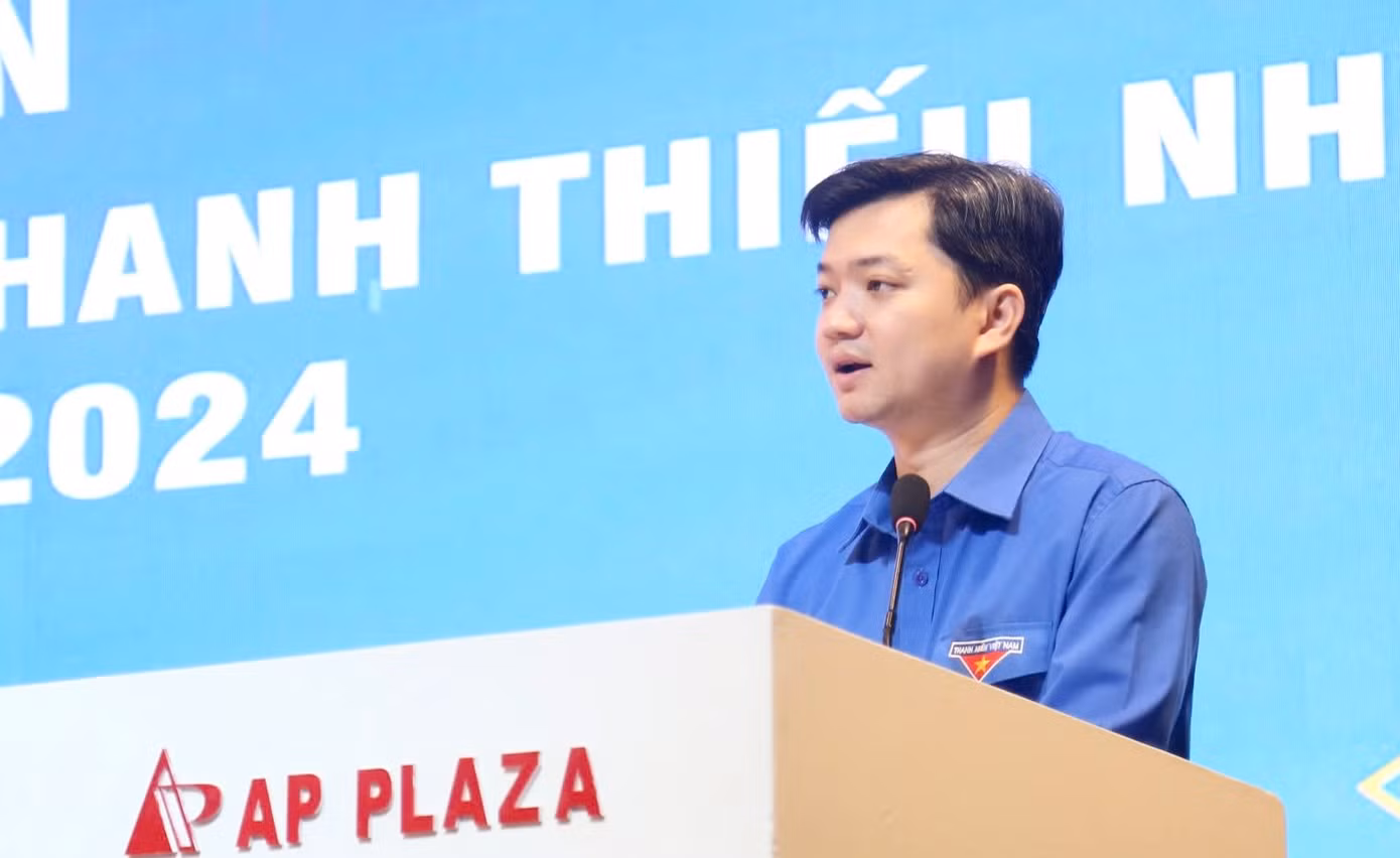 Anh Nguyễn Minh Triết - Bí thư T.Ư Đoàn, Chủ tịch T.Ư Hội SVVN phát biểu kết luận tại hội nghị.
