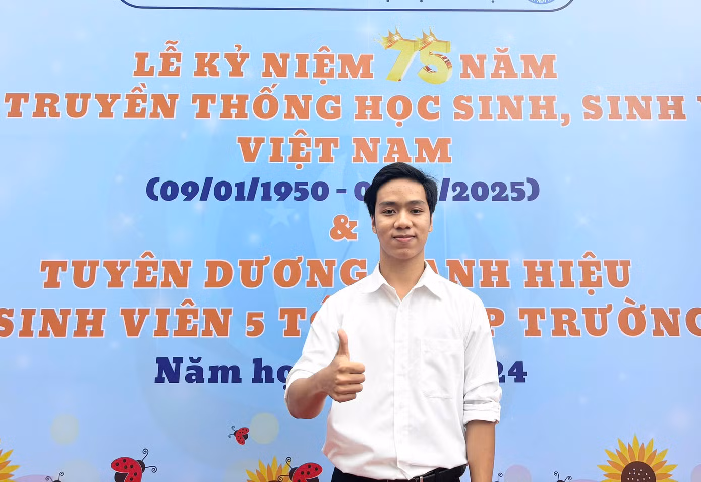 Lê Hoàng Nhân - sinh viên năm 4, Trường Đại học Sư phạm, Đại học Đà Nẵng.