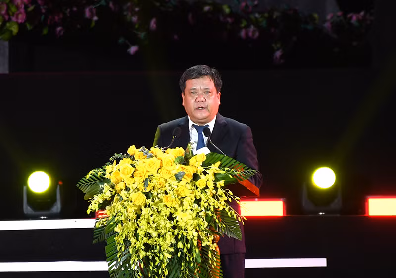 Ông Trần Phong, trình bày diễn văn tại lễ kỷ niệm.
