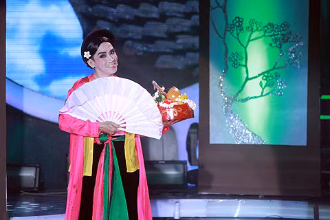 Những màn giả gái đỉnh cao ở Gương mặt thân quen ảnh 6