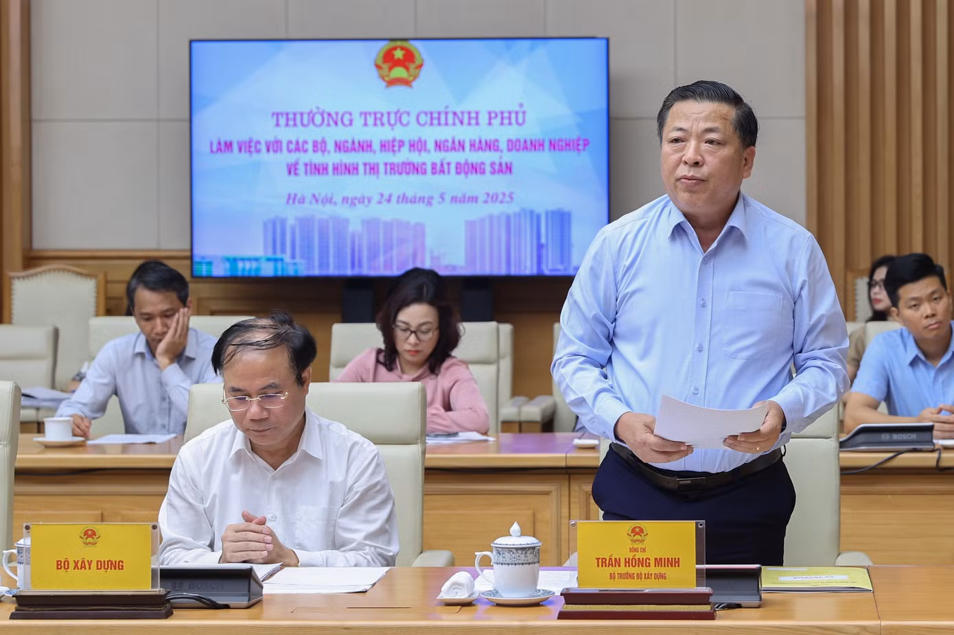 Bộ trưởng Bộ Xây dựng Trần Hồng Minh phát biểu. Ảnh: VGP/Nhật Bắc