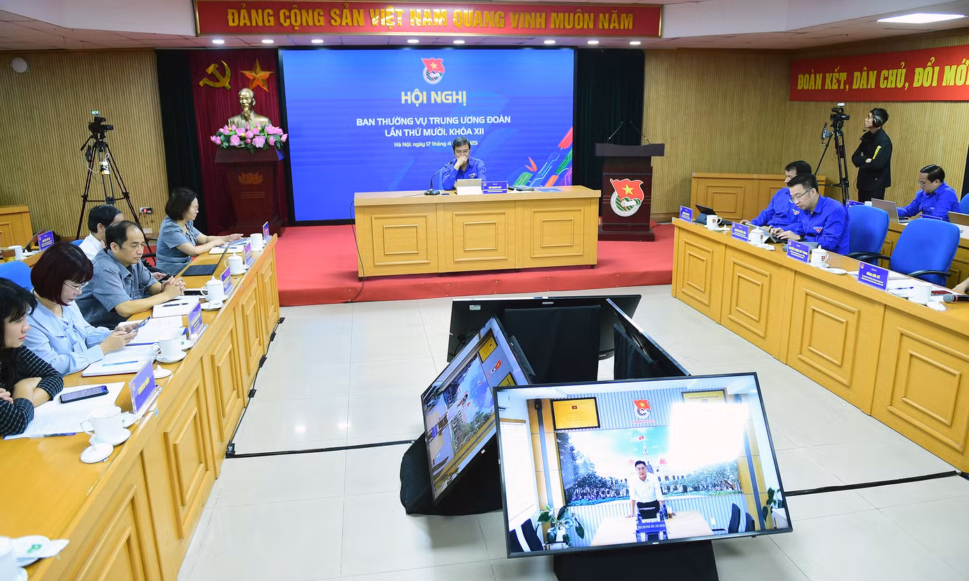 Hội nghị tổ chức trực tiếp kết hợp trực tuyến kết nối với các tỉnh thành Đoàn. Ảnh: Xuân Tùng