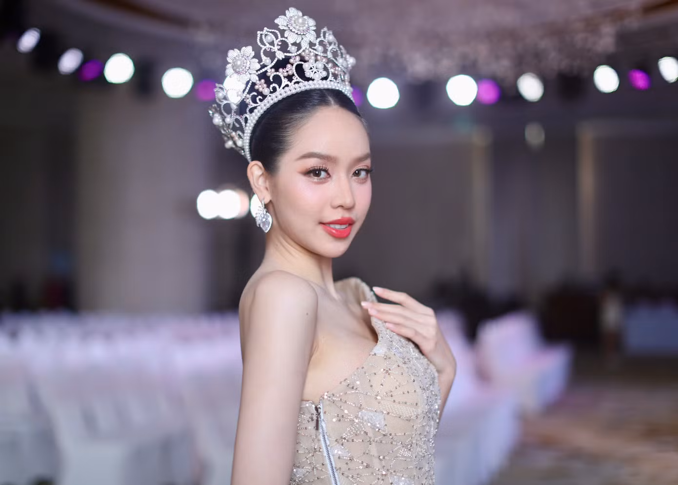 Chia sẻ trong buổi giao lưu, Thanh Thủy cho biết sau khi đăng quang cuộc thi Hoa hậu Việt Nam 2022 thì chiến thắng tại Hoa hậu Quốc tế 2024 tiếp tục là cột mốc đáng nhớ, không thể quên trong quãng thời gian thanh xuân của cô.