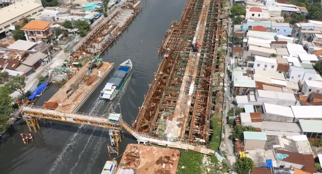 Cận cảnh dự án chống ngập 10.000 tỷ đồng nằm 'bất động' ảnh 6