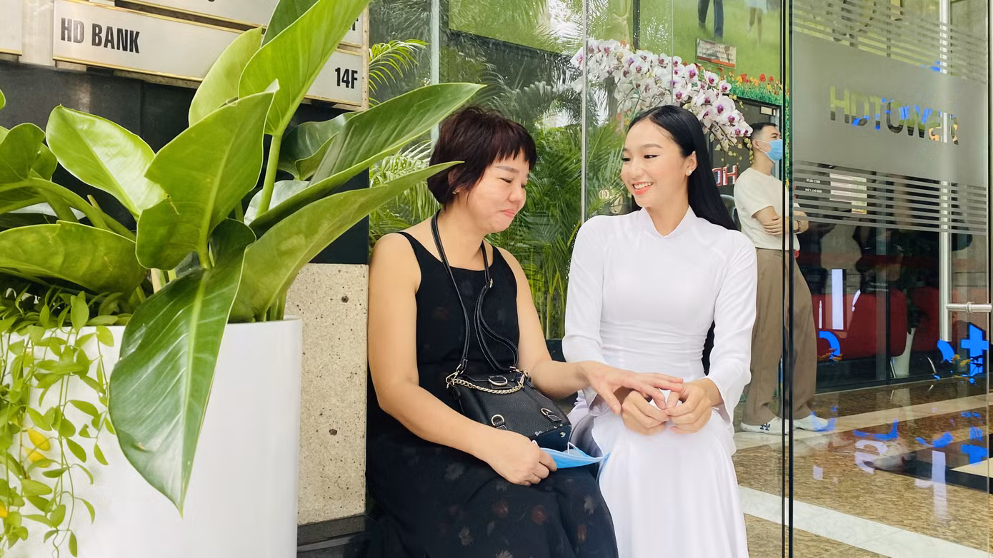 Những khoảnh khắc đẹp bên lề sơ khảo Hoa hậu Việt Nam 2020 ảnh 4