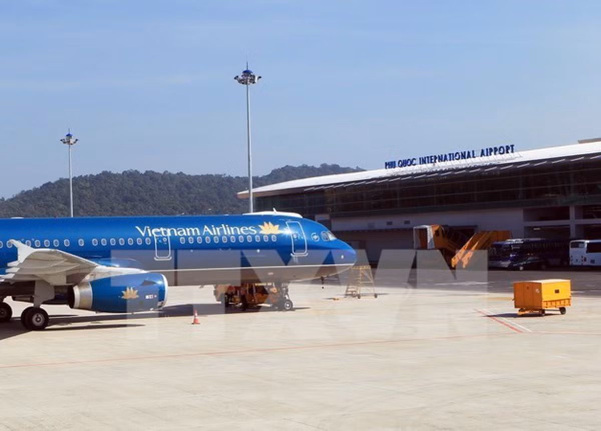 Giai đoạn 2021-2030 sân bay Phú Quốc sẽ có công suất phục vụ 10 triệu hành khách/năm. Ảnh: TTXVN.