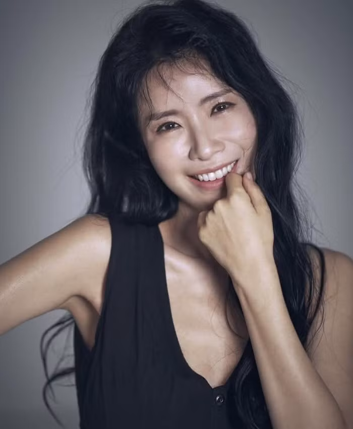 Park Ki Young ly hôn người chồng thứ hai từ tận 3 năm trước mà công chúng không hề hay biết.