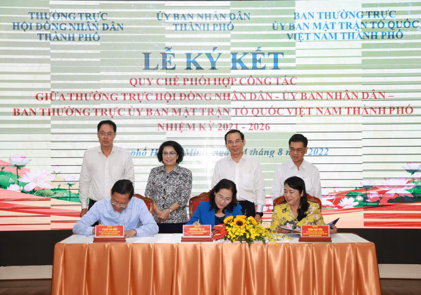 Thường trực HĐND - UBND - Ủy ban MTTQ Việt Nam TPHCM ký kết quy chế phối hợp giai đoạn 2021 - 2026.