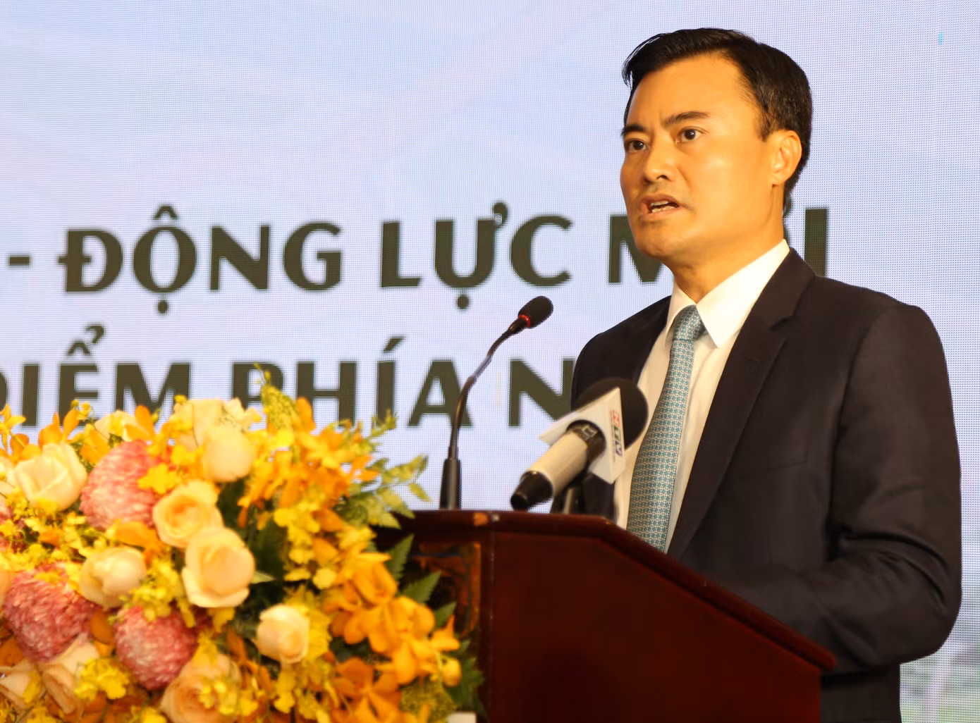 Phó Chủ tịch UBND TPHCM Bùi Xuân Cường.