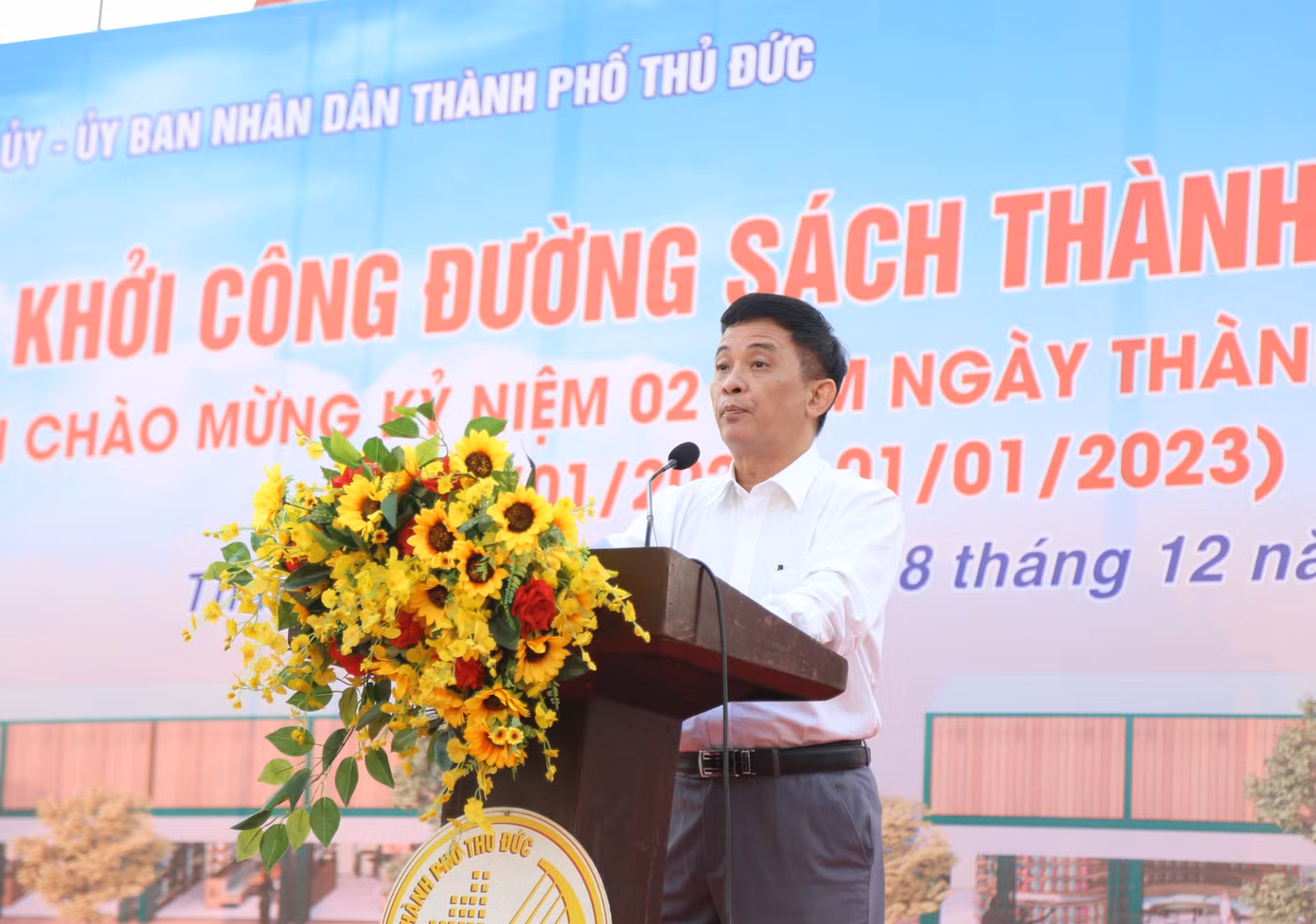 Ông Nguyễn Kỳ Phùng phát biểu tại buổi lễ.