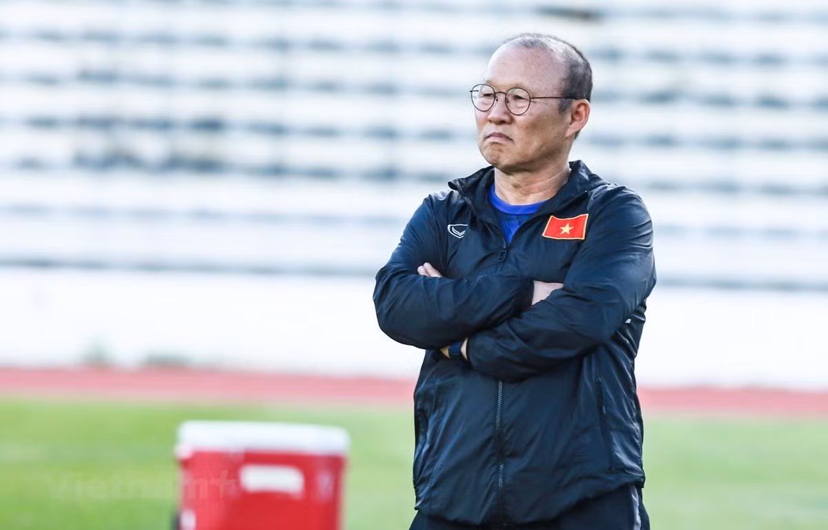 Thủ môn Văn Lâm lọt vào đội hình tiêu biểu Thai League ảnh 1