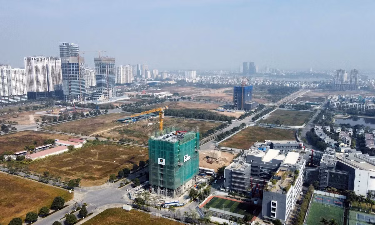 UBND TP Hà Nội vừa có quyết định giao gần 70.000 m2 đất cho Công ty TNHH Phát triển THT để thực hiện Dự án Khu trung tâm khu đô thị Tây Hồ Tây (giai đoạn 2).