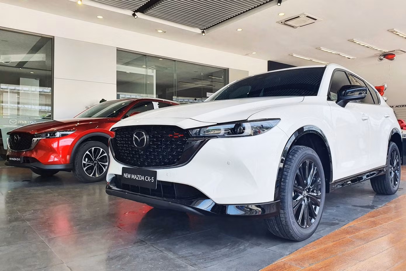 Mazda CX-5 đang có giá khởi điểm ngang bằng một số mẫu xe hạng B tại Việt Nam.