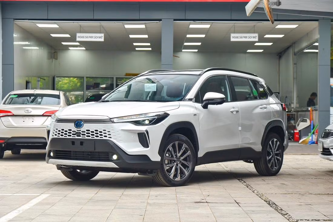 toyota-corolla-cross-2024.jpg