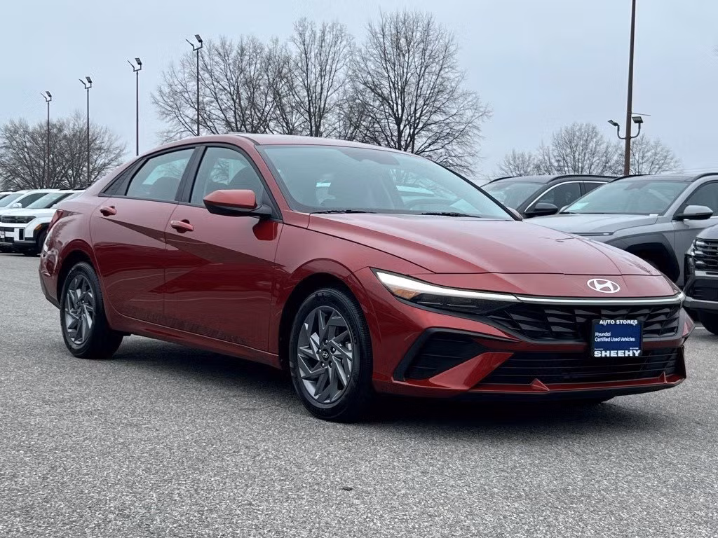 Hyundai Elantra là mẫu xe bị trộm cắp nhiều nhất tại Mỹ năm ngoái. Hyundai Elantra là mẫu xe bị trộm cắp nhiều nhất tại Mỹ năm ngoái.