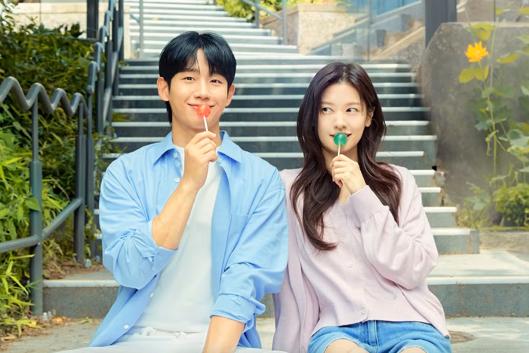 Phim lên sóng vào lúc 21h20 (theo giờ Hàn Quốc) vào thứ Bảy, Chủ Nhật hằng tuần, bắt đầu từ 17/8. Bộ phim được chỉ đạo bởi đạo diễn Yoo Je Won và biên kịch Shin Ha Eun của Hometown Cha-Cha-Cha.
