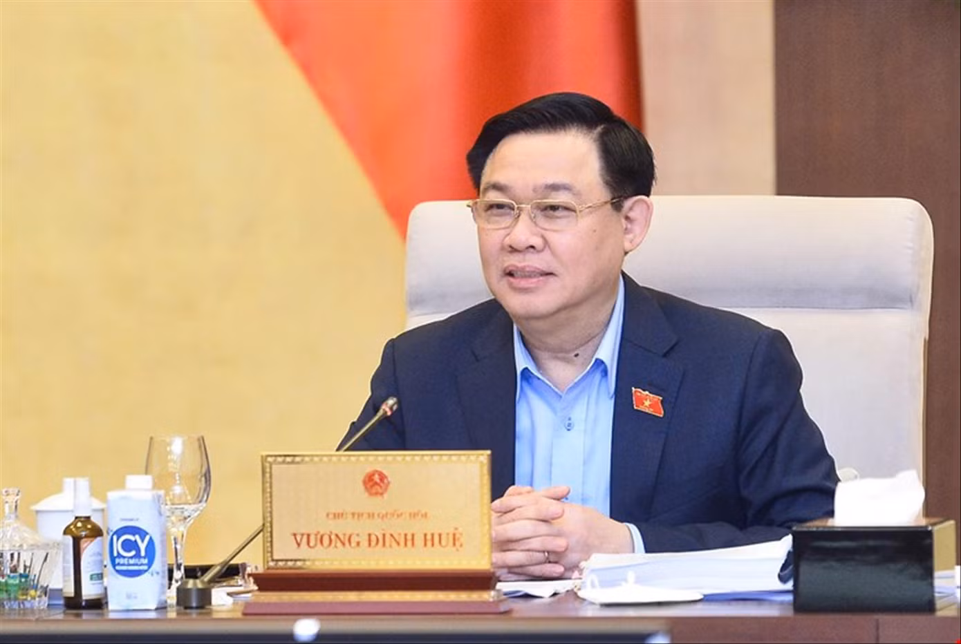 Chủ tịch Quốc hội Vương Đình Huệ phát biểu tại phiên họp